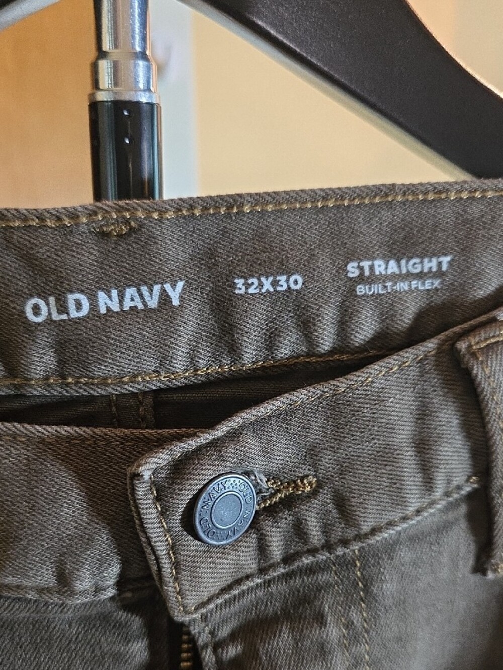 Old Navy Utility Pants LOT OF 2 ,  Size 32 x30 Straight Flex Like New Mens Jeans - Picture 3 of 9